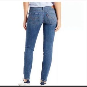 Levi's 524 Skinny jeans